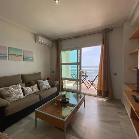 En Primera Linea De Playa Apartment *